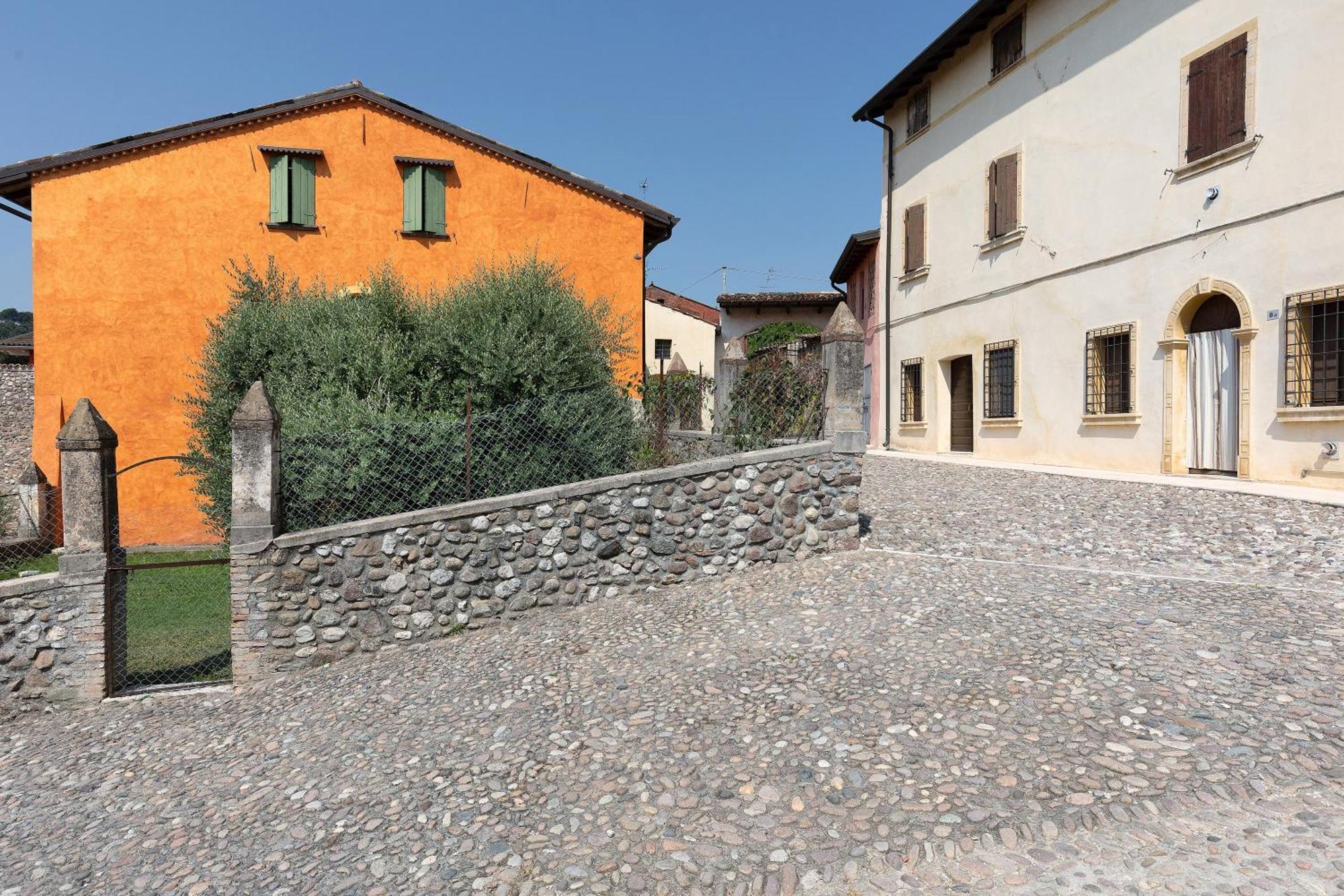 New Agriturismo Corte Olfino Monzambano Eksteriør bilde
