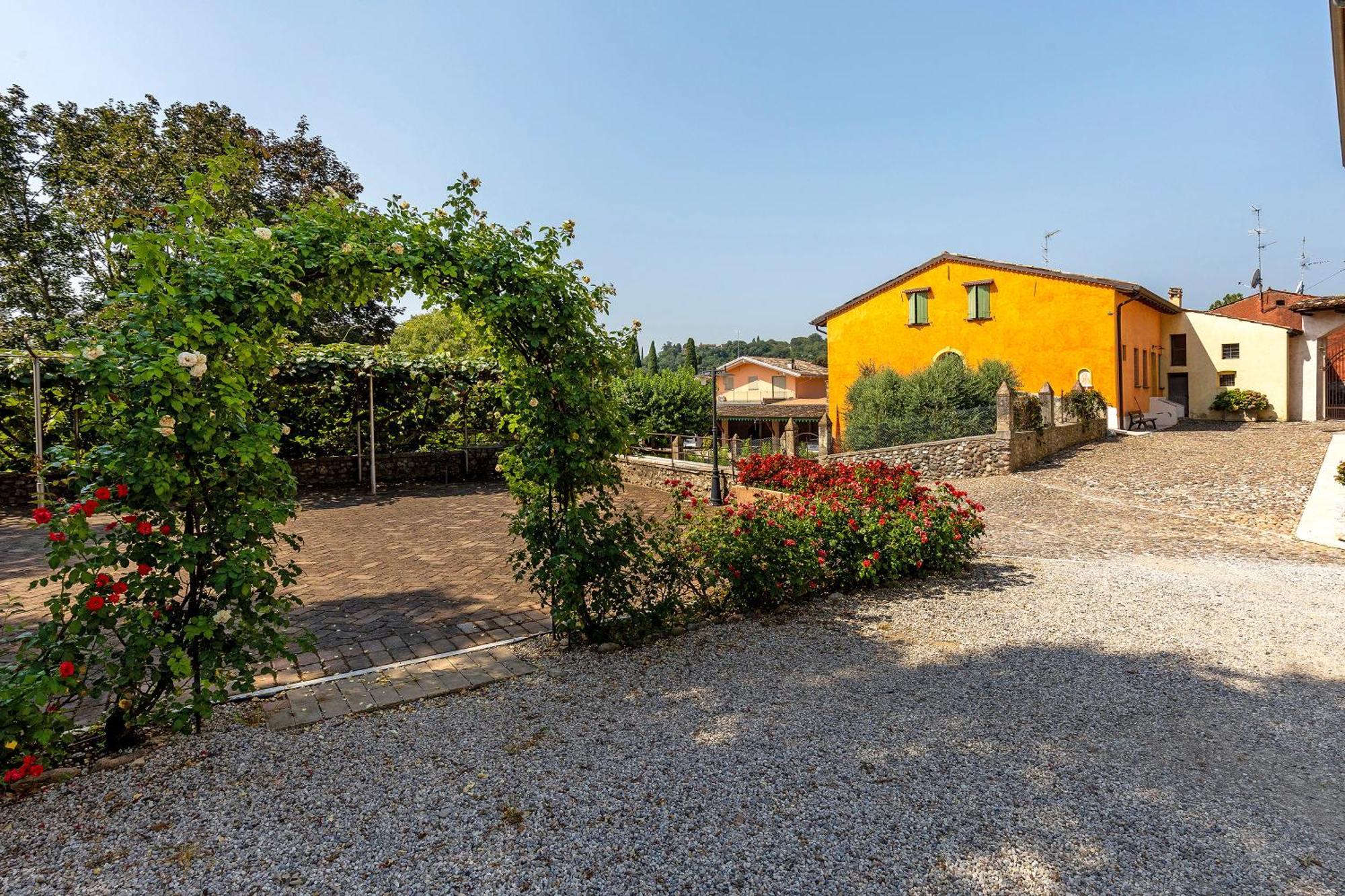 New Agriturismo Corte Olfino Monzambano Eksteriør bilde