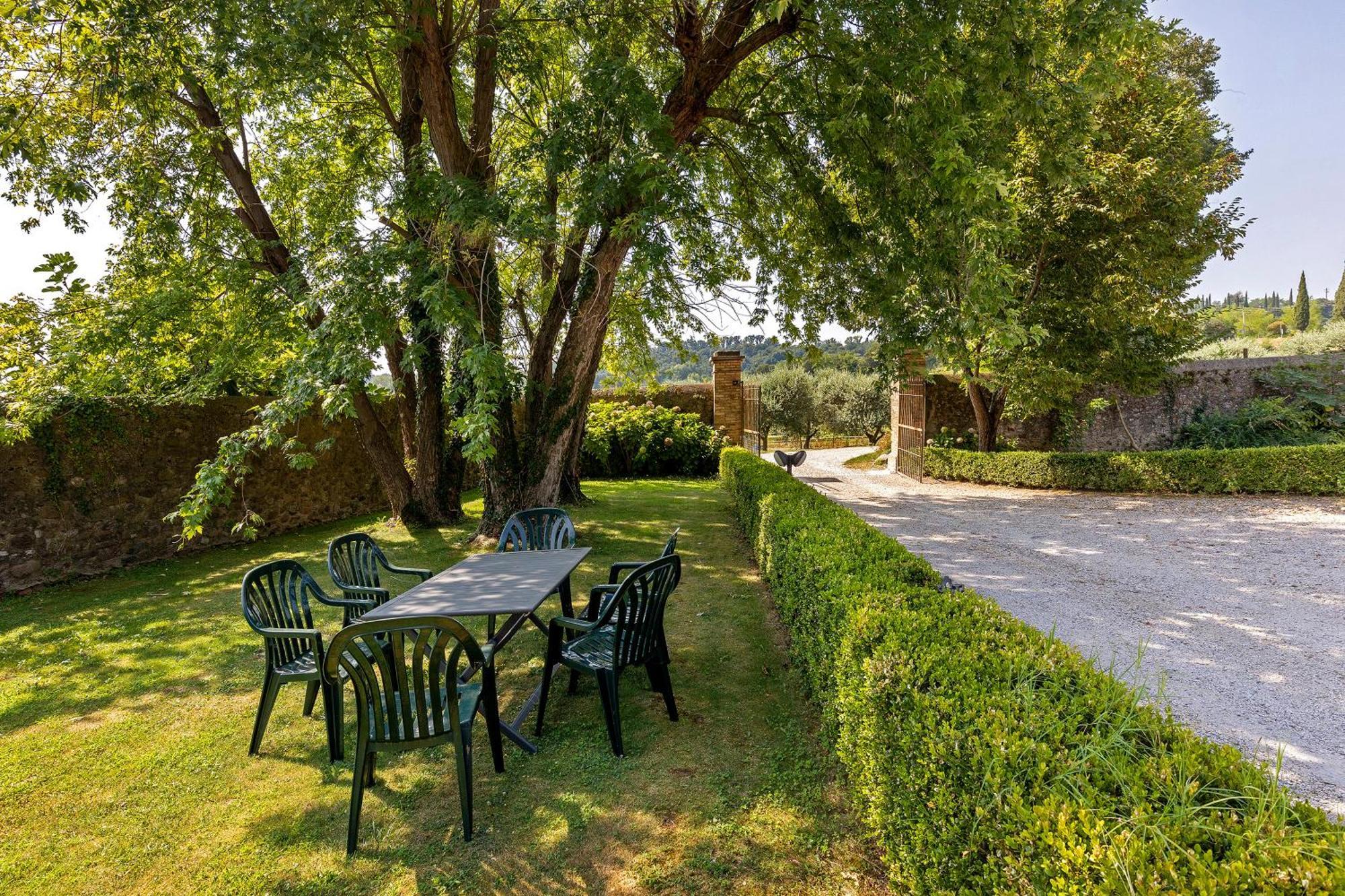 New Agriturismo Corte Olfino Monzambano Eksteriør bilde