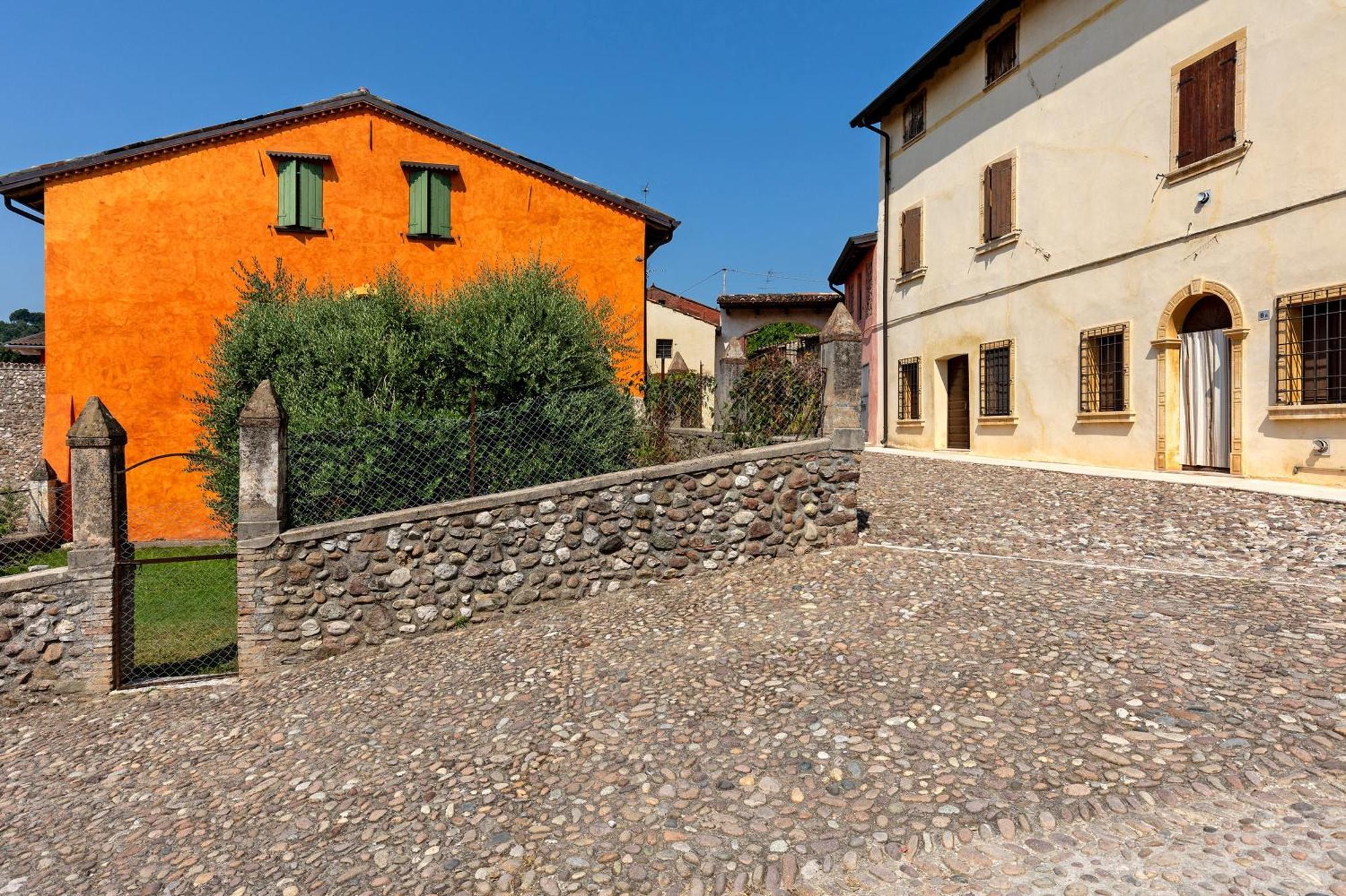 New Agriturismo Corte Olfino Monzambano Eksteriør bilde